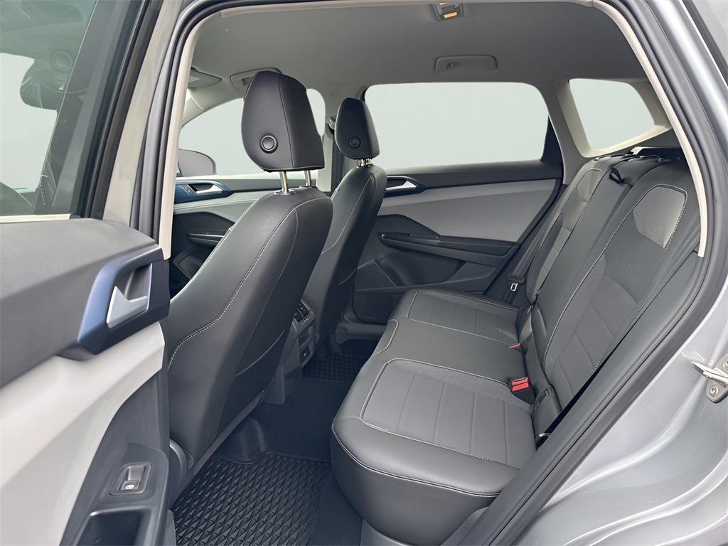 2024 Volkswagen Taos