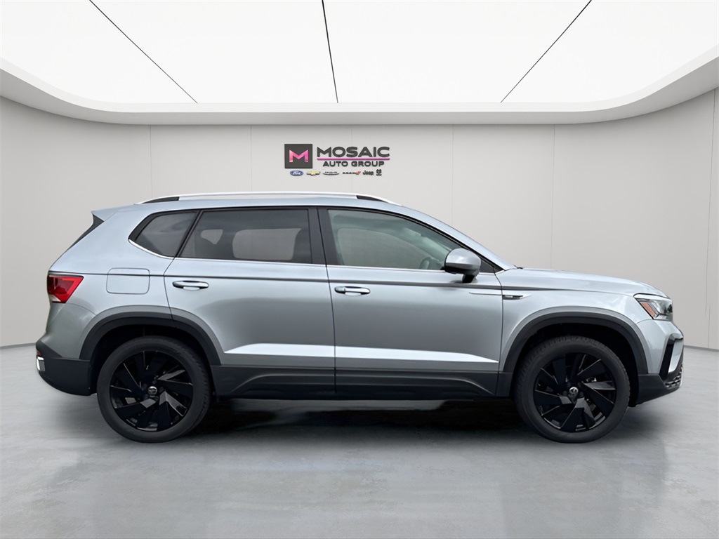 2024 Volkswagen Taos