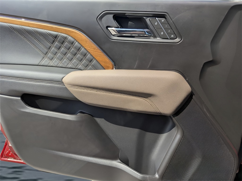 New Car 2025 Gmc Canyon  Denali For Sale Under $60,000 In Austin, Texas