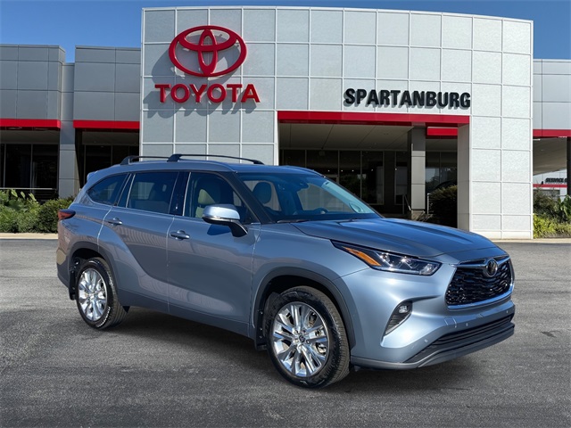 2024 Toyota Highlander Limited FWD