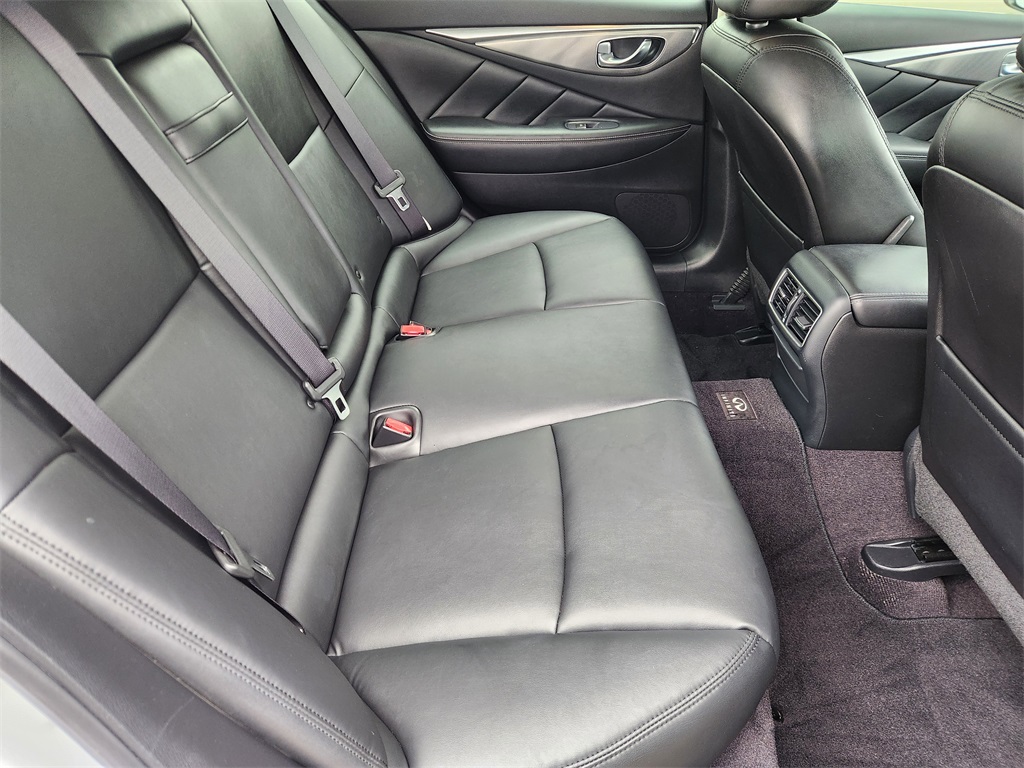 2014 INFINITI Q50 Base Silver at DeMontrond Auto Country