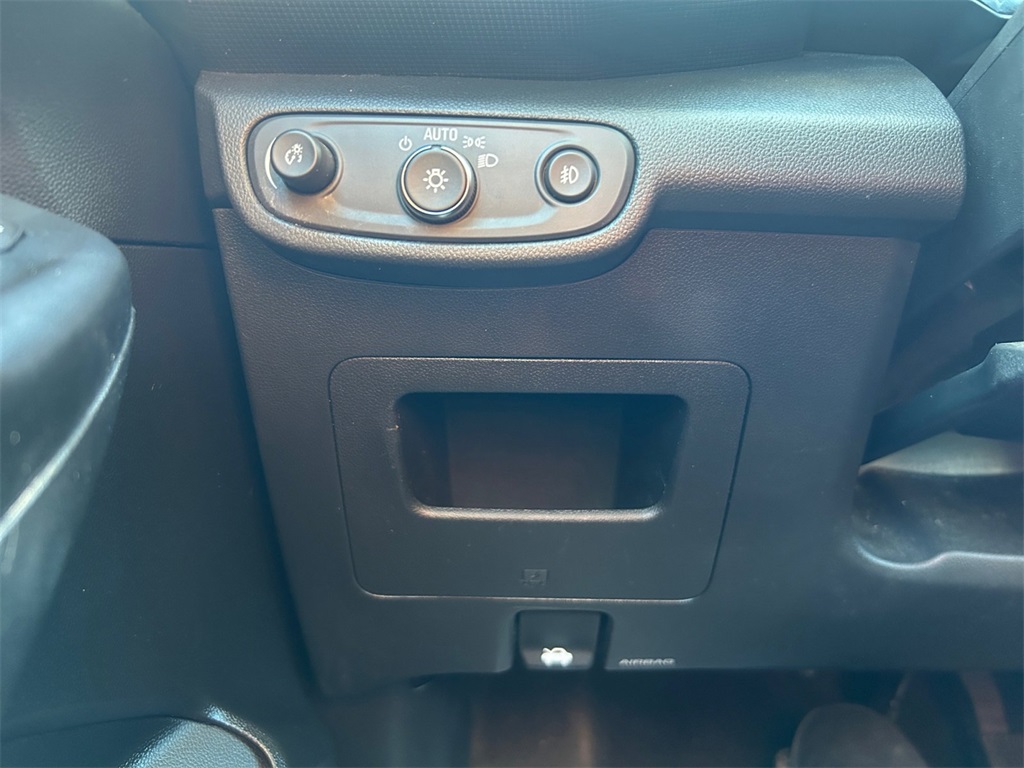 Used Car 2023 Chevrolet Trailblazer  Lt For Sale Under $20,000 In Floresville, Texas