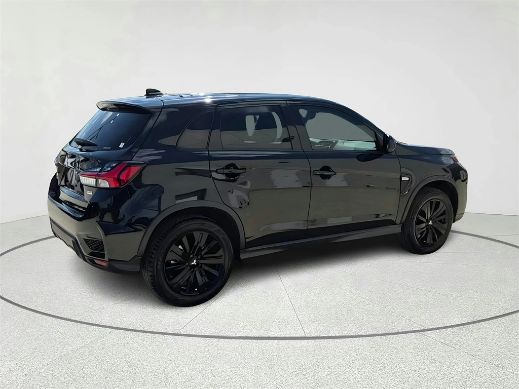 2025 Mitsubishi Outlander Sport 2.0 LE - 4