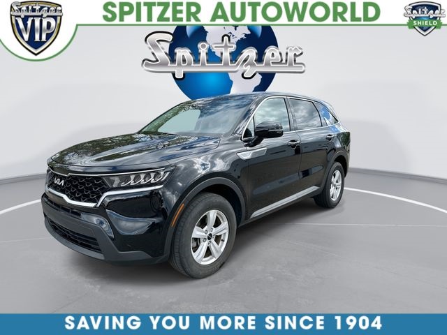 View vehicle photo 4
