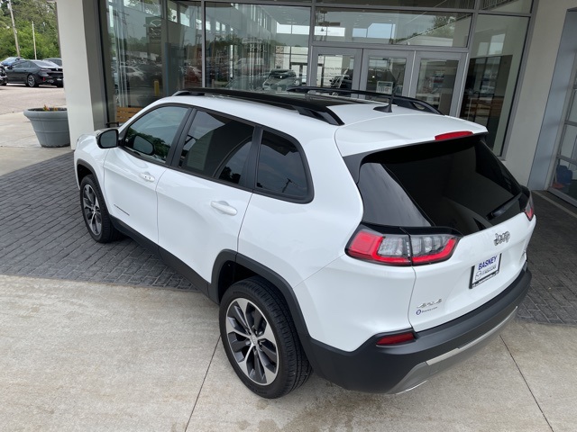 White 2022 JEEP CHEROKEE for sale in South Bend, IN Photo 7