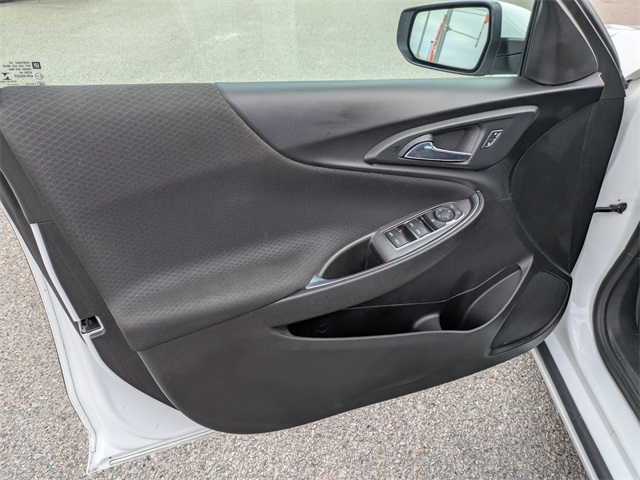 2022 Chevrolet Malibu LT - 10