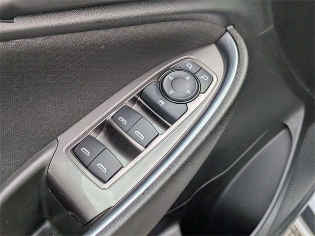 2022 Chevrolet Malibu LT - 11