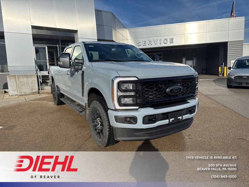 2026 Ford F-250 Super Duty Lariat Crew Cab 4WD