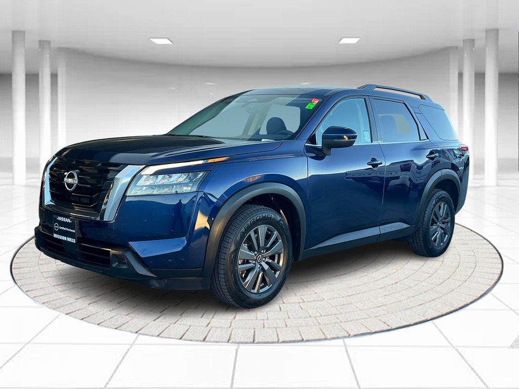 2024 Nissan Pathfinder SV