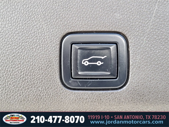 Used Car 2022 Chevrolet Suburban  Z71 For Sale Under $50,000 In San Antonio, Texas