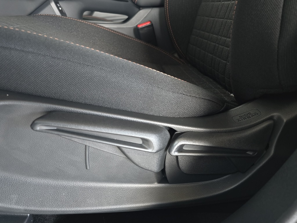 Thumbnail: 2026 Honda HR-V - 10