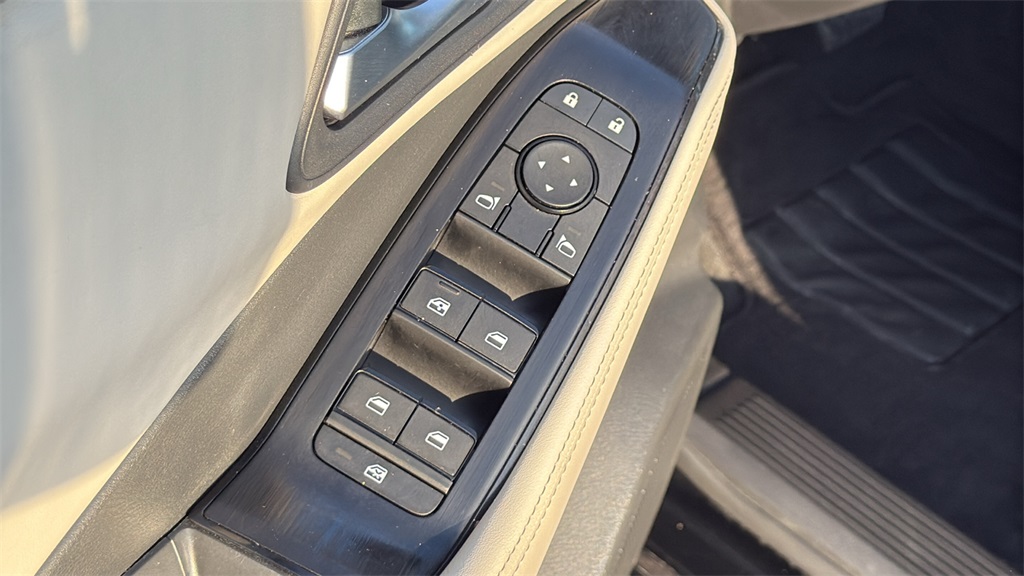 2025 Nissan Rogue SV - 9