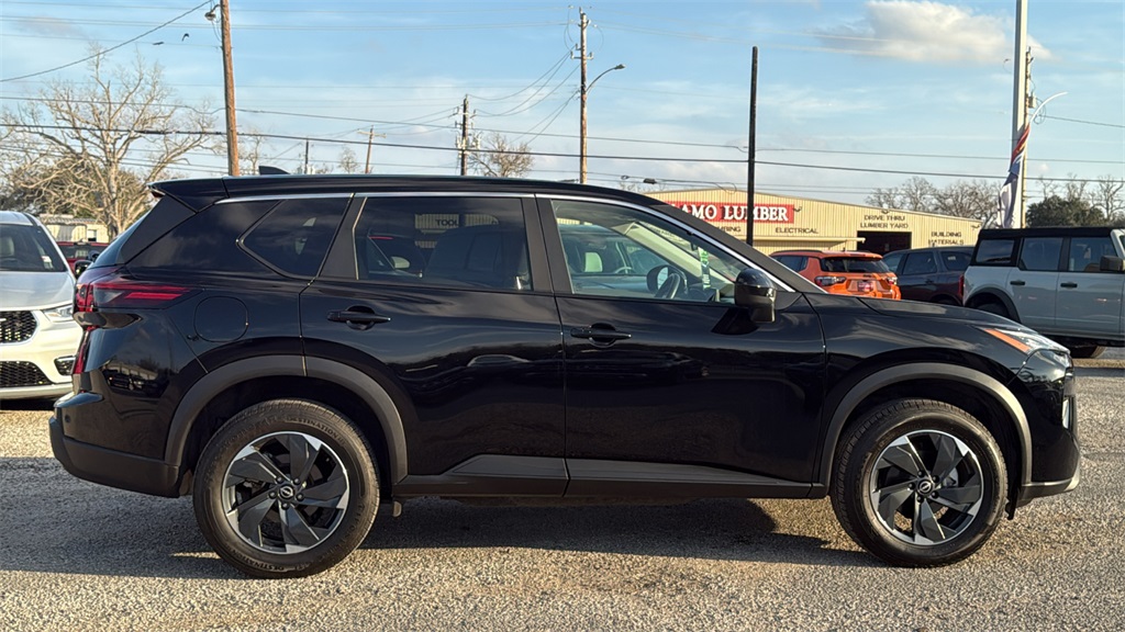 2025 Nissan Rogue SV - 1