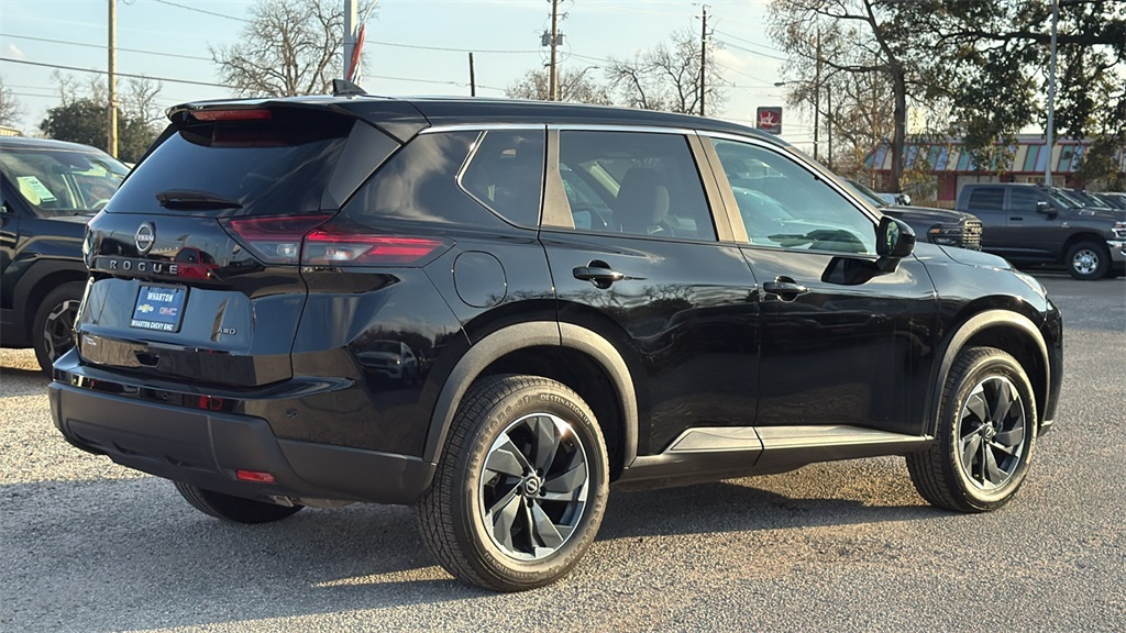 2025 Nissan Rogue SV - 2