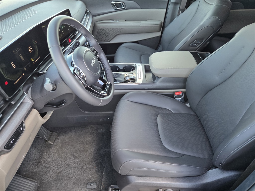 2026 Kia Carnival EX - 7