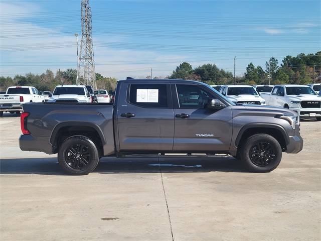 2025 Toyota Tundra SR5 - 2