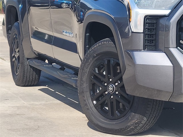 2025 Toyota Tundra SR5 - 8