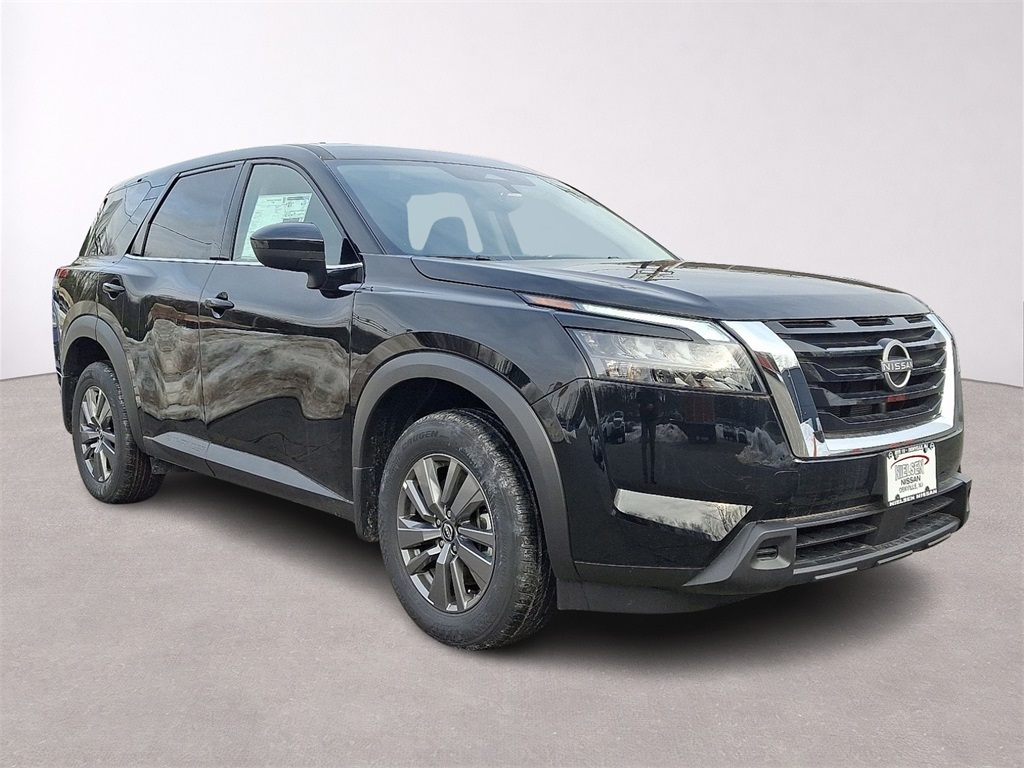 2025 Nissan Pathfinder S 4WD