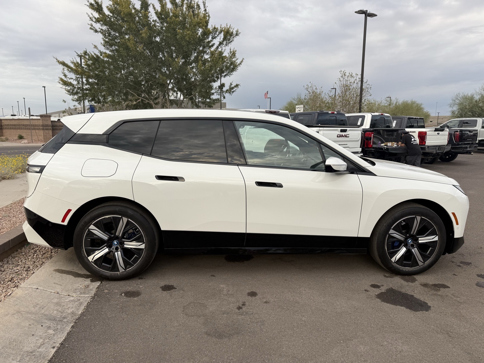 Used 2023 BMW iX Base with VIN WB523CF00PCM51197 for sale in Scottsdale, AZ