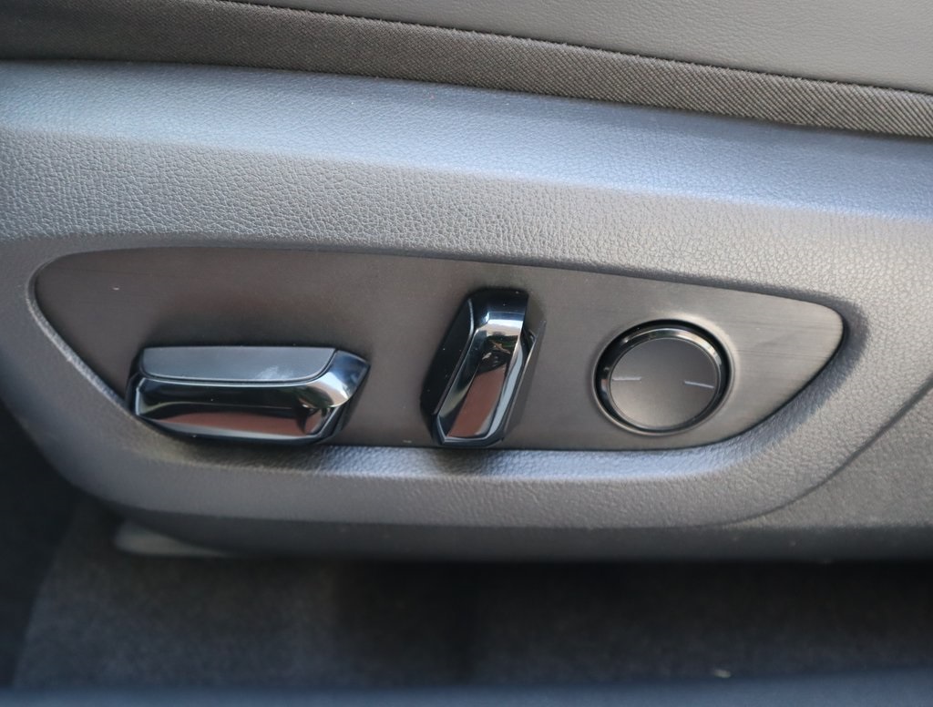 Thumbnail: 2026 Lexus RX - 32