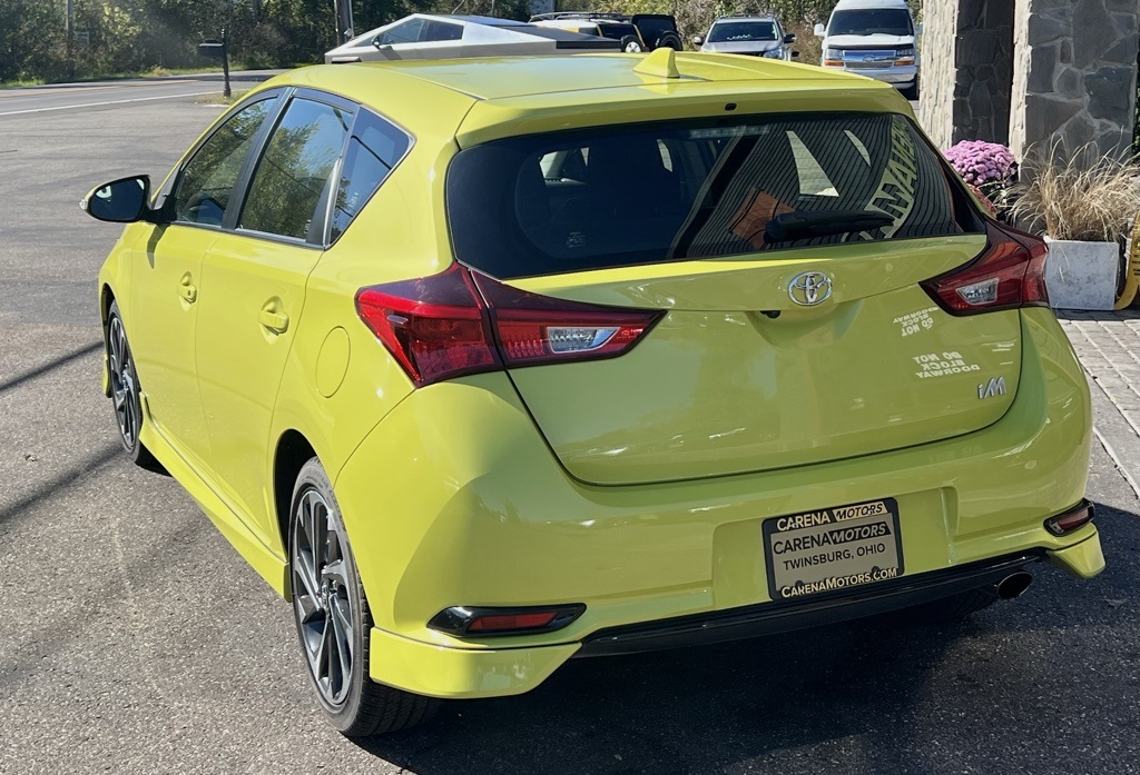 2018 Toyota Corolla iM Base photo 2