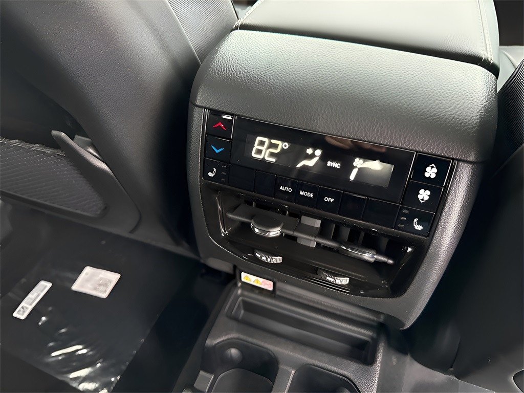 2025 Jeep Grand Cherokee L