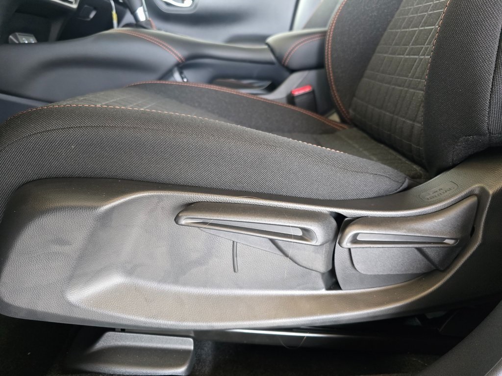 Thumbnail: 2026 Honda HR-V - 11