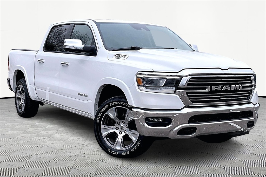 2022 RAM 1500 Laramie Crew Cab 4WD