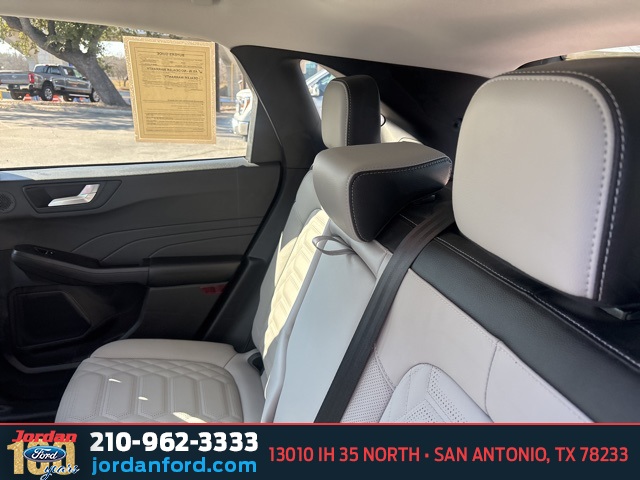 Used Car 2023 Ford Escape  Platinum For Sale Under $30,000 In San Antonio, Texas