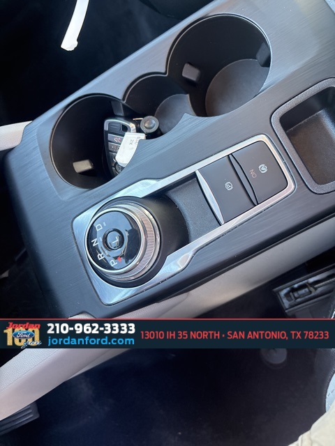 Used Car 2023 Ford Escape  Platinum For Sale Under $30,000 In San Antonio, Texas