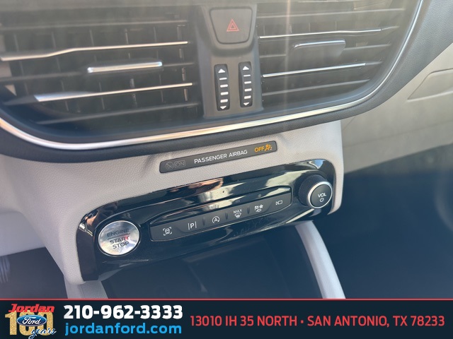 Used Car 2023 Ford Escape  Platinum For Sale Under $30,000 In San Antonio, Texas