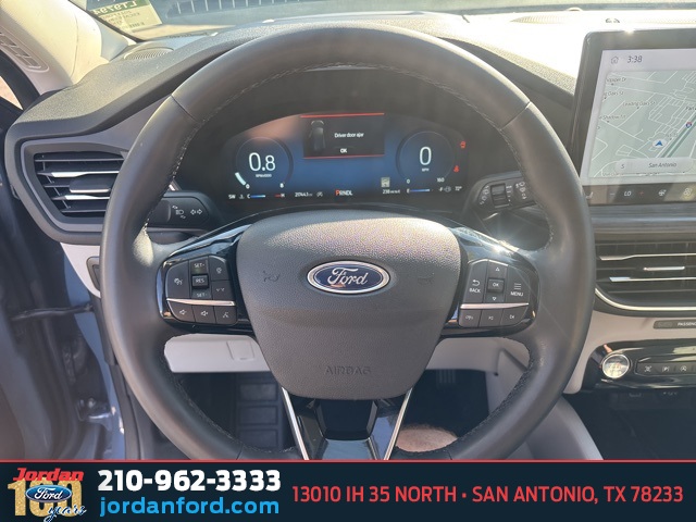 Used Car 2023 Ford Escape  Platinum For Sale Under $30,000 In San Antonio, Texas
