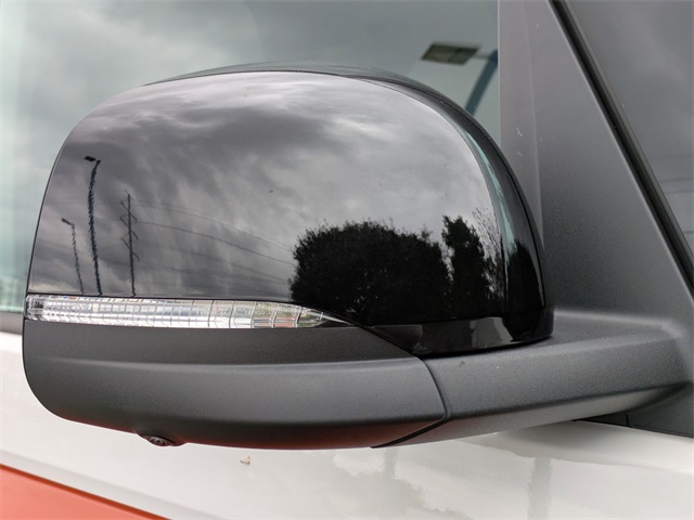 2025 Volkswagen ID. Buzz Pro S Plus - 10