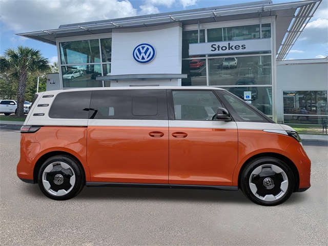 2025 Volkswagen ID. Buzz Pro S Plus - 2