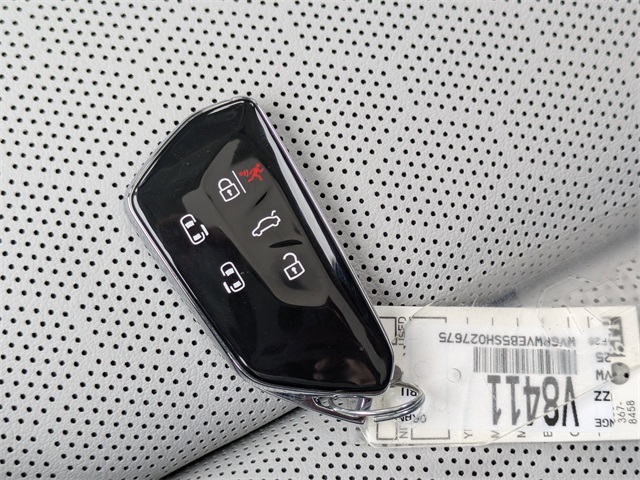 2025 Volkswagen ID. Buzz Pro S Plus  at Stokes Volkswagen