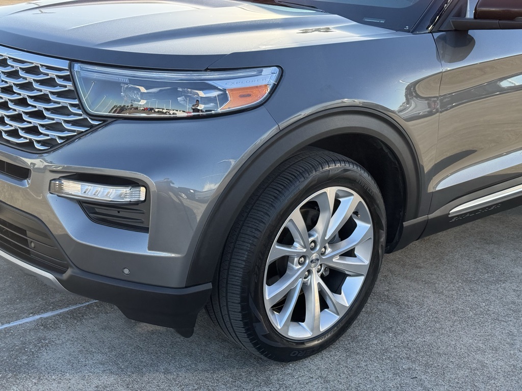 2023 Ford Explorer Platinum Gray at Bayshore Chrysler Jeep Dodge Ram