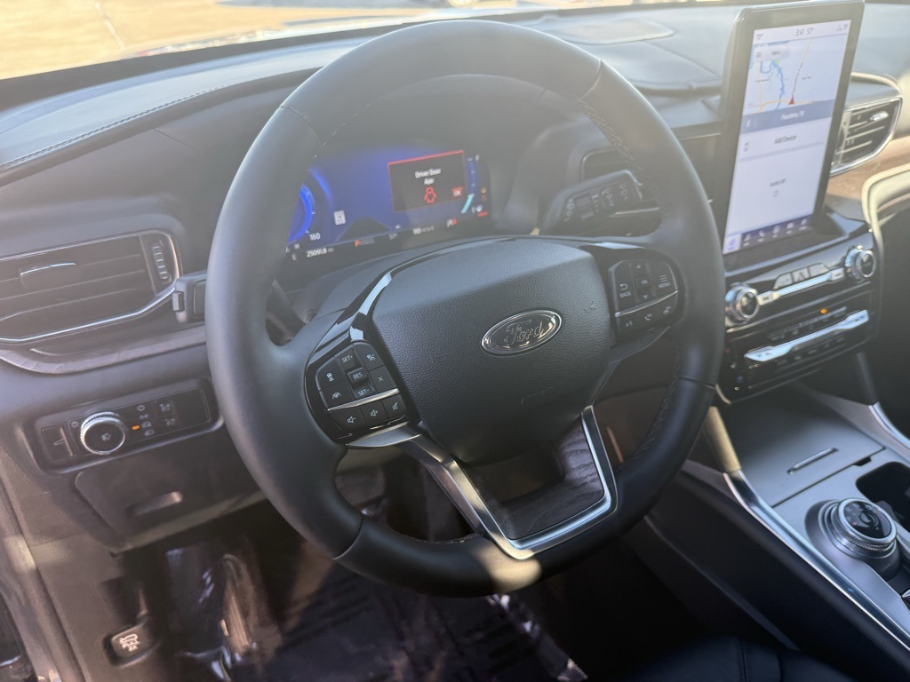 2023 Ford Explorer Platinum Gray at Bayshore Chrysler Jeep Dodge Ram