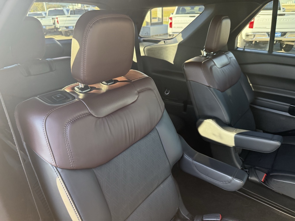 2023 Ford Explorer Platinum Gray at Bayshore Chrysler Jeep Dodge Ram