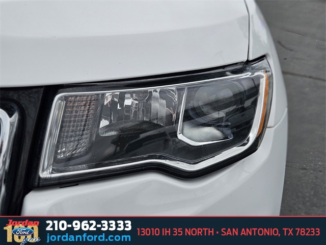 Used Car 2020 Jeep Grand Cherokee  Limited For Sale Under $20,000 In San Antonio, Texas