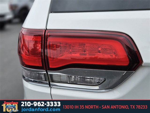 Used Car 2020 Jeep Grand Cherokee  Limited For Sale Under $20,000 In San Antonio, Texas