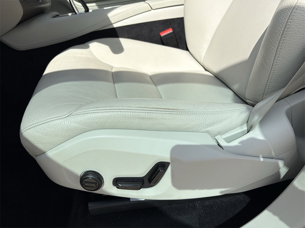 2023 Volvo XC90 B6 Plus 7-Seater Blue at Westside Lexus