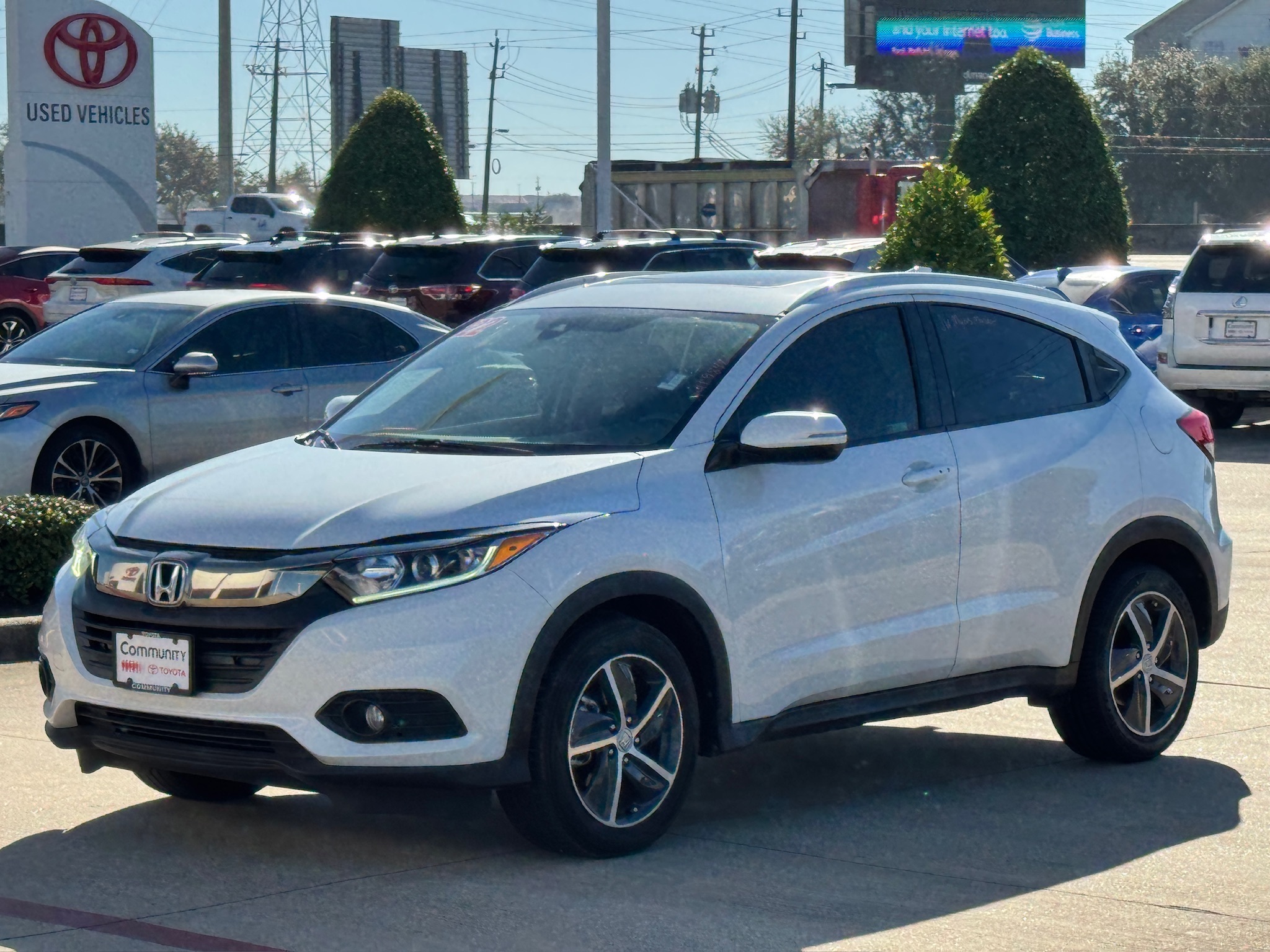 2022 Honda HR-V EX White at AutoSavvy Houston Northwest