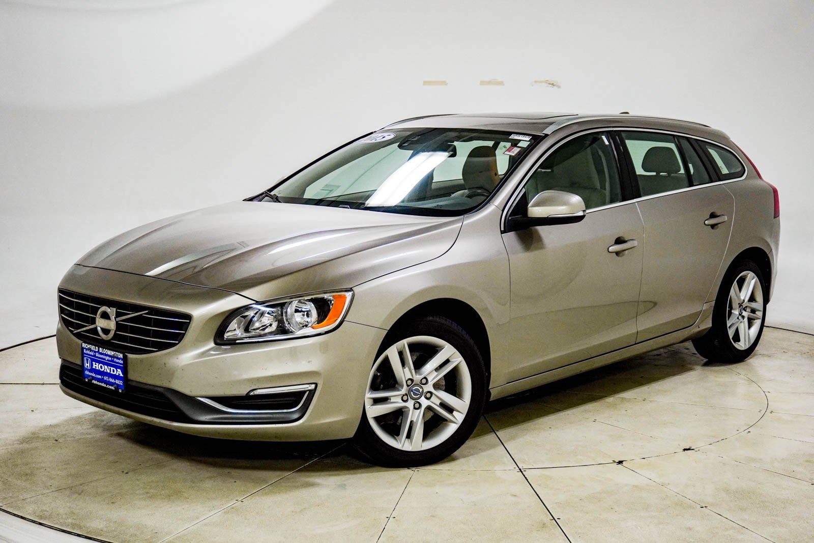 2015 Volvo V60 T5 Premier AWD