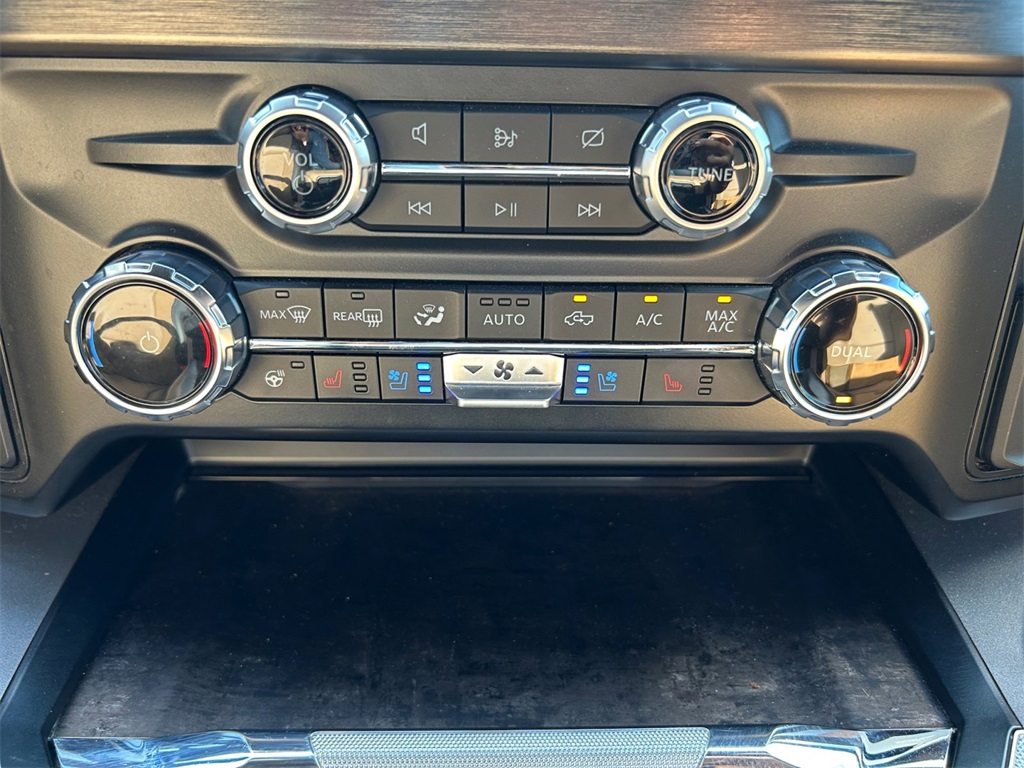 Used Car 2023 Ford F-250sd  Lariat For Sale Under $70,000 In Floresville, Texas