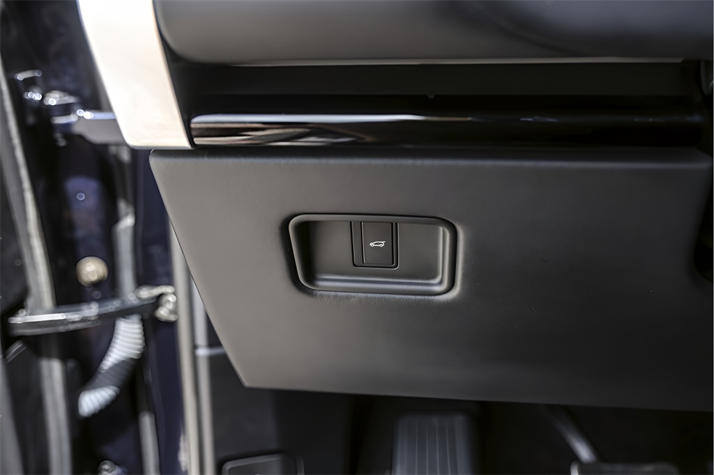Used Car 2023 Land Rover Range Rover  Se For Sale In Austin, Texas
