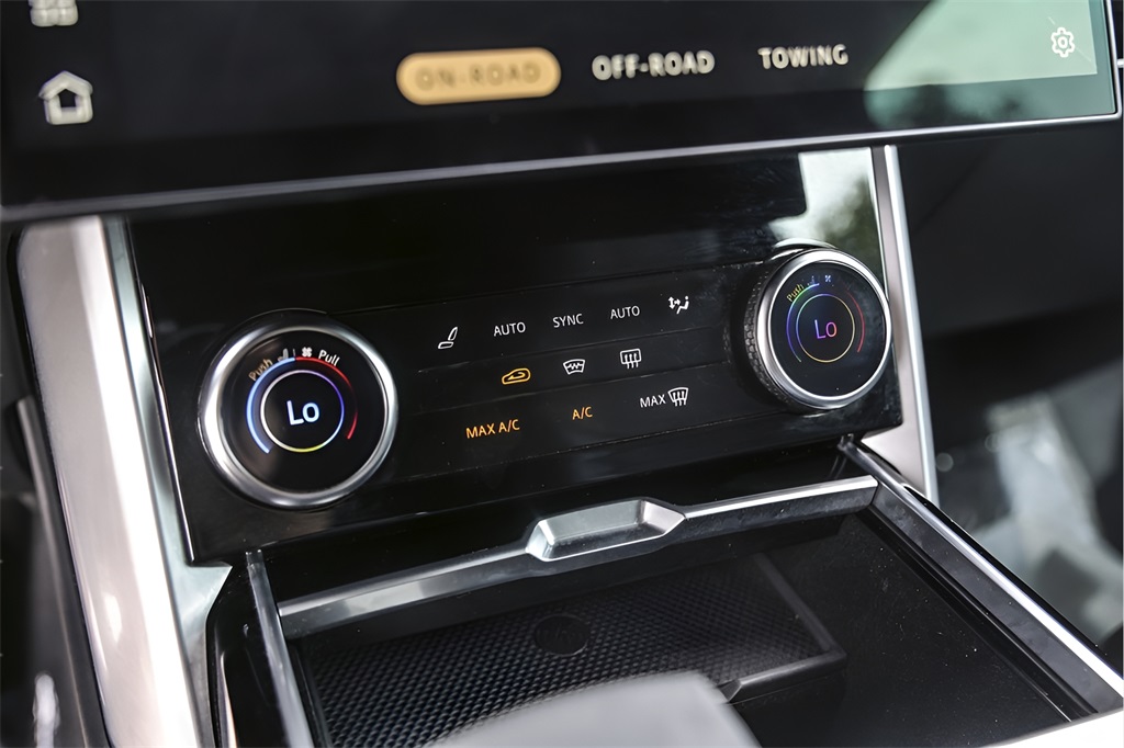 Used Car 2023 Land Rover Range Rover  Se For Sale In Austin, Texas