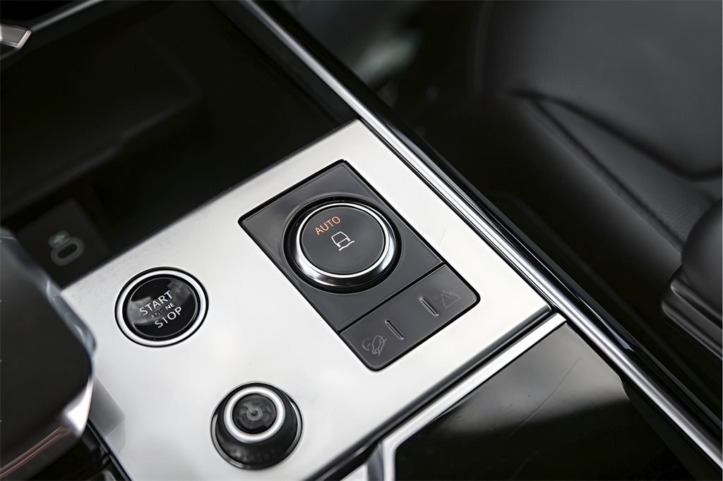 Used Car 2023 Land Rover Range Rover  Se For Sale In Austin, Texas