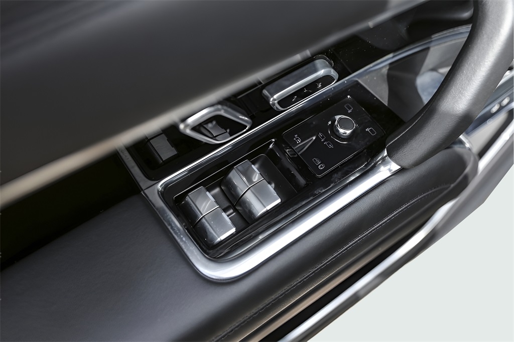 Used Car 2023 Land Rover Range Rover  Se For Sale In Austin, Texas