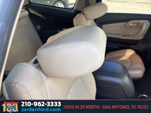Used Car 2011 Chevrolet Traverse  Ltz For Sale Under $10,000 In San Antonio, Texas