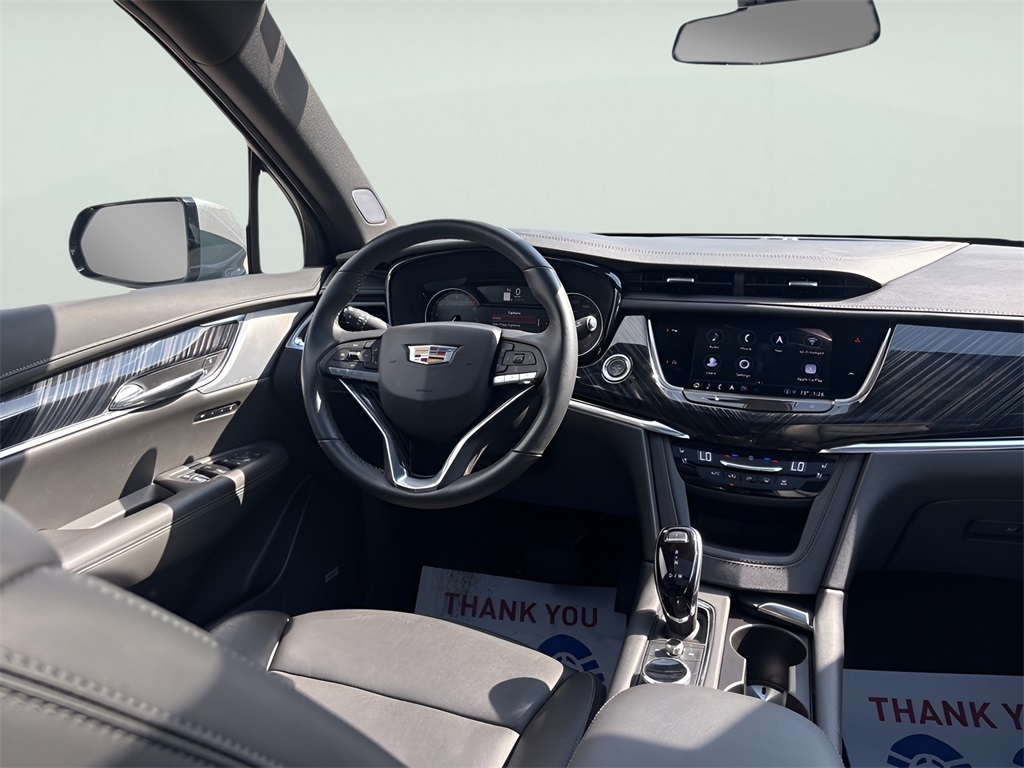 2025 Cadillac XT6